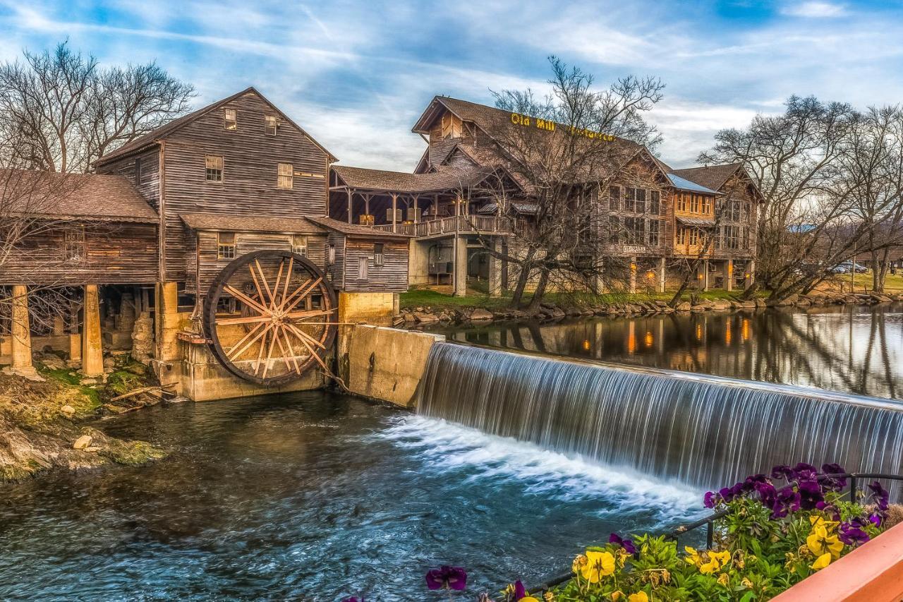 100 Mile View Villa Pigeon Forge Exterior photo